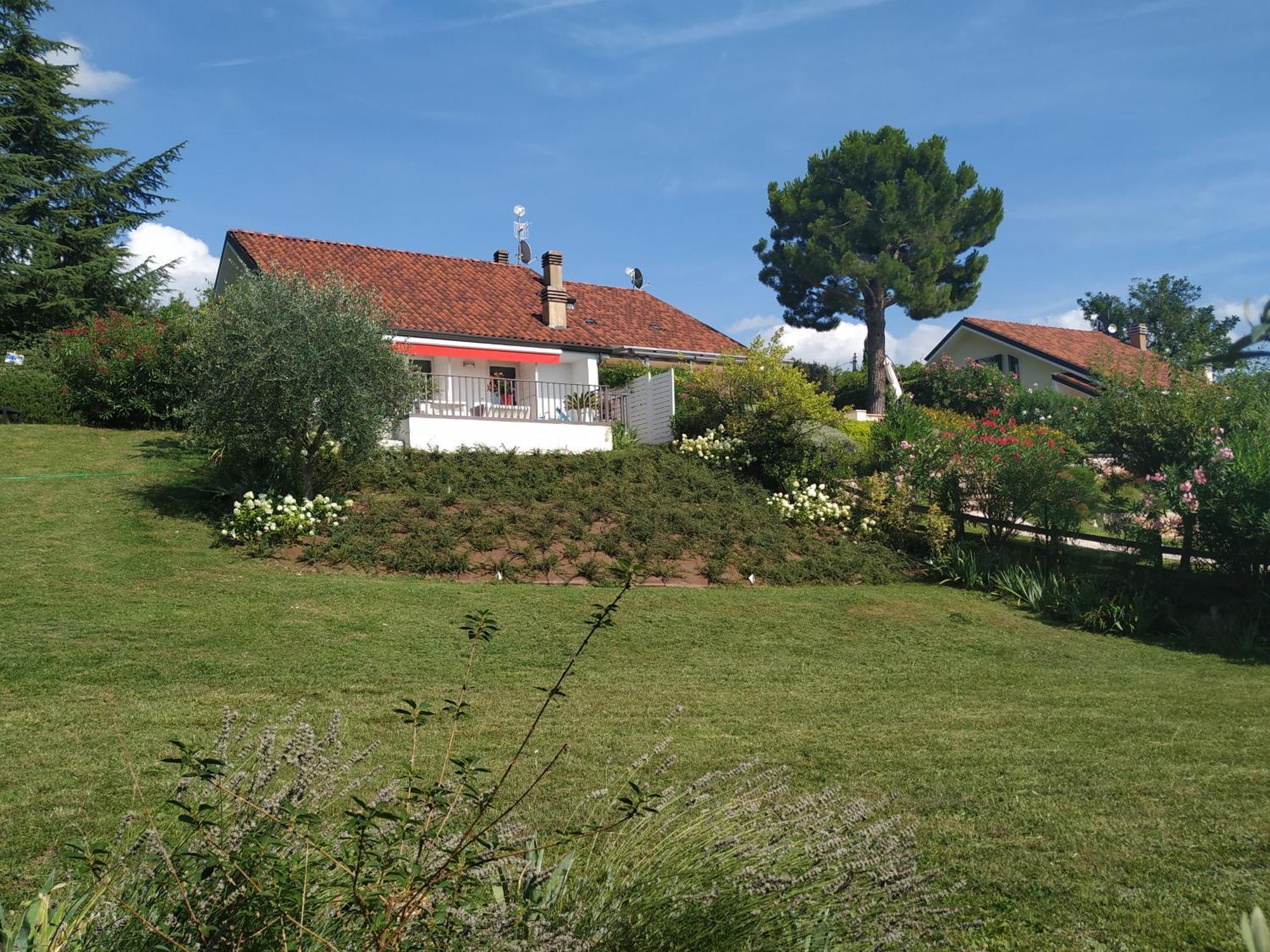 Casa Fellini Villa ซานเซโน ดี มอนตาญญา ภายนอก รูปภาพ
